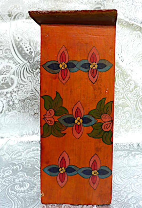 Hausaltar klein, Schublade offen